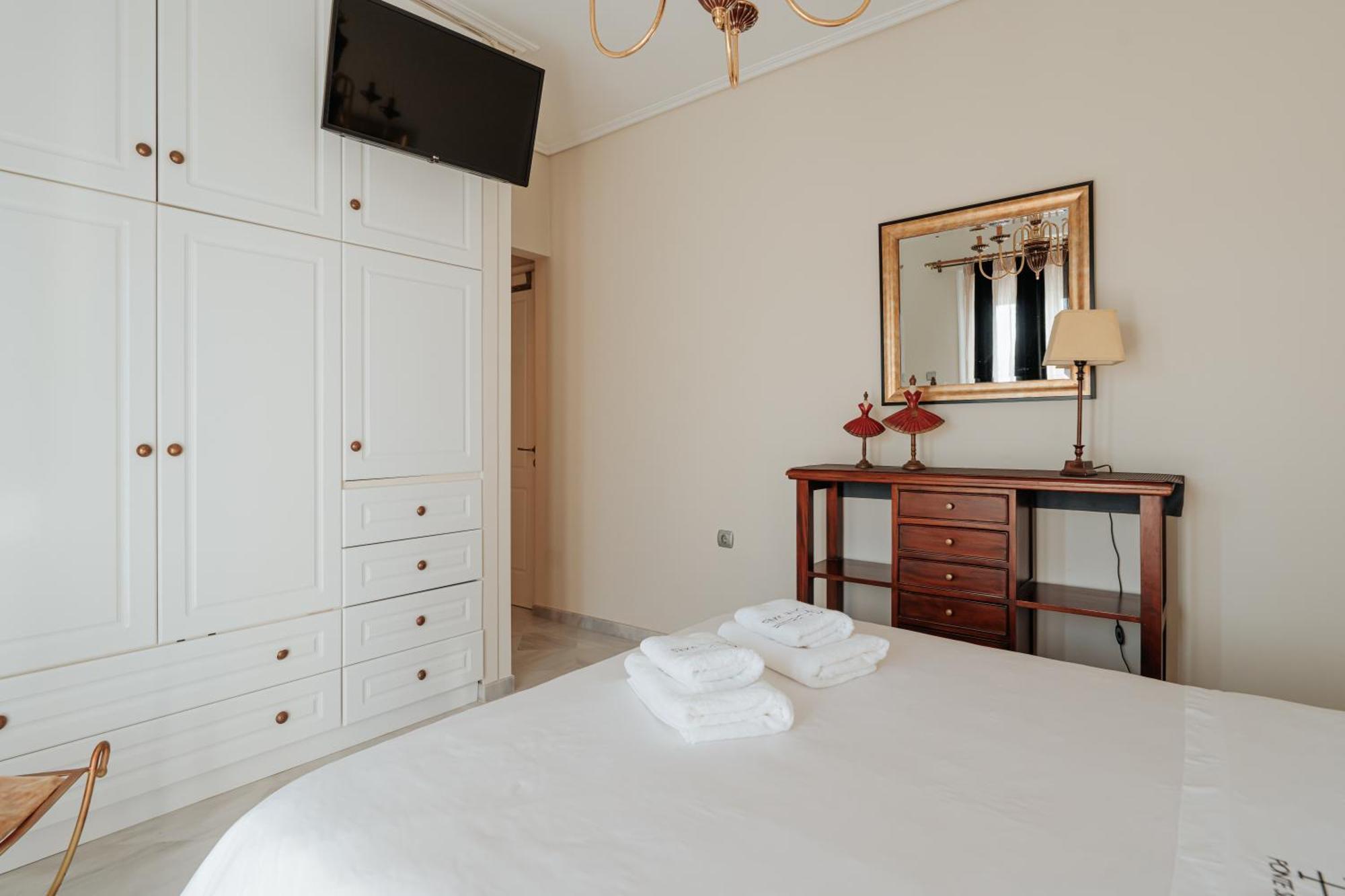 Ponte Suites Andírrion Exteriér fotografie